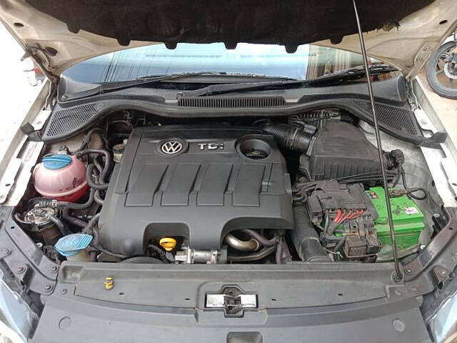 Used Volkswagen Vento [2014-2015] Highline Diesel AT in Hyderabad