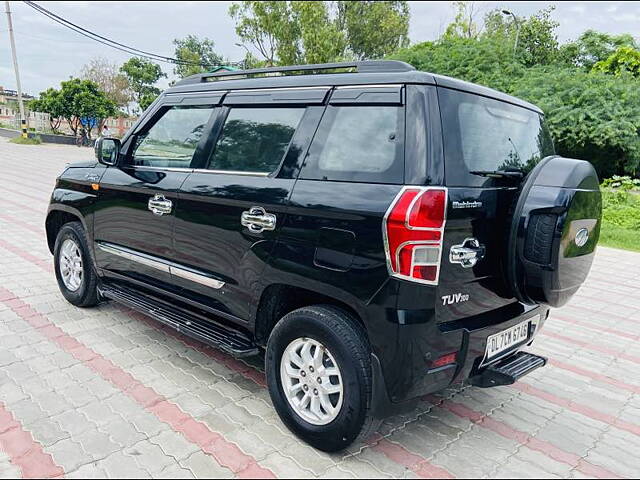 Used Mahindra TUV300 [2015-2019] T8 AMT in Delhi