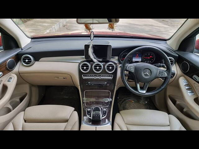 Used Mercedes-Benz GLC [2019-2023] 220d 4MATIC Progressive [2019-2021] in Pune