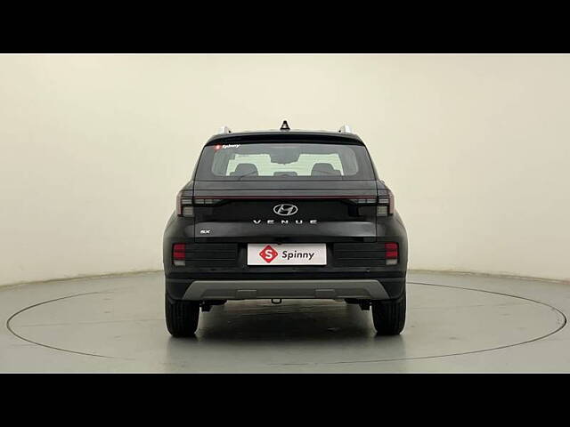 Used Hyundai Venue [2022-2023] SX 1.2 Petrol in Pune