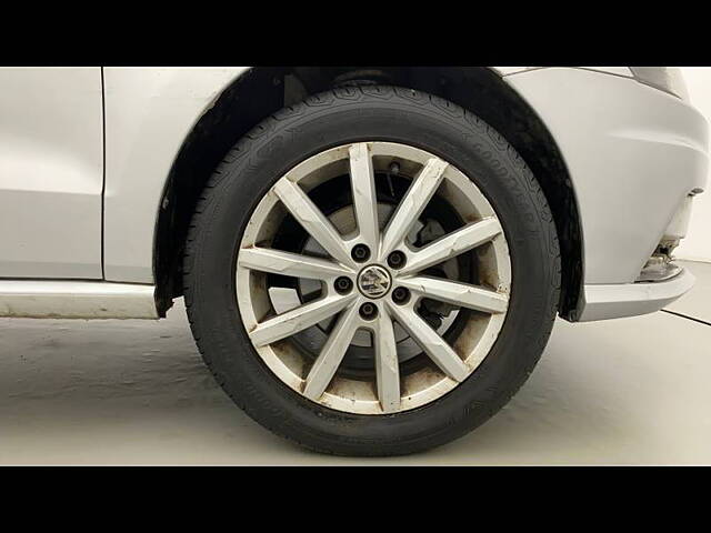 Used Volkswagen Ameo Highline Plus 1.0L (P) 16 Alloy in Delhi