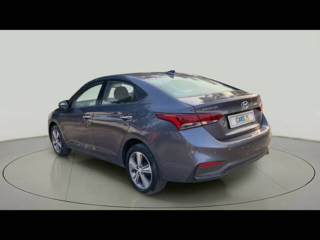 Used Hyundai Verna [2015-2017] 1.6 VTVT SX in Ahmedabad