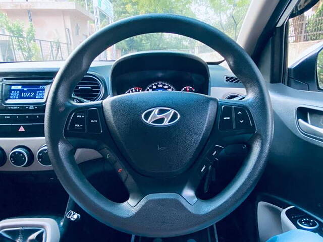 Used Hyundai Grand i10 [2013-2017] Sportz 1.2 Kappa VTVT [2013-2016] in Delhi