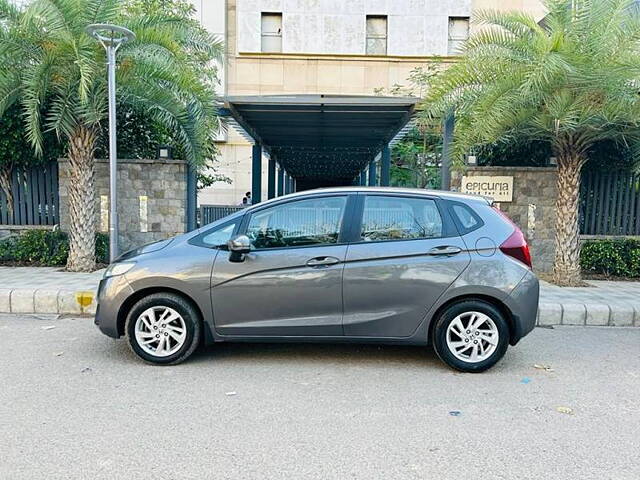 Used Honda Jazz [2015-2018] V AT Petrol in Delhi