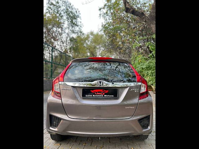 Used Honda Jazz [2015-2018] V Petrol in Delhi