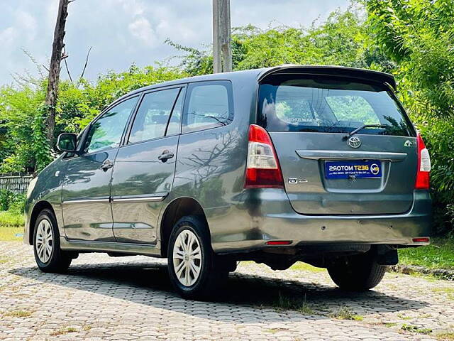 Used Toyota Innova [2012-2013] 2.5 GX 8 STR BS-III in Ahmedabad