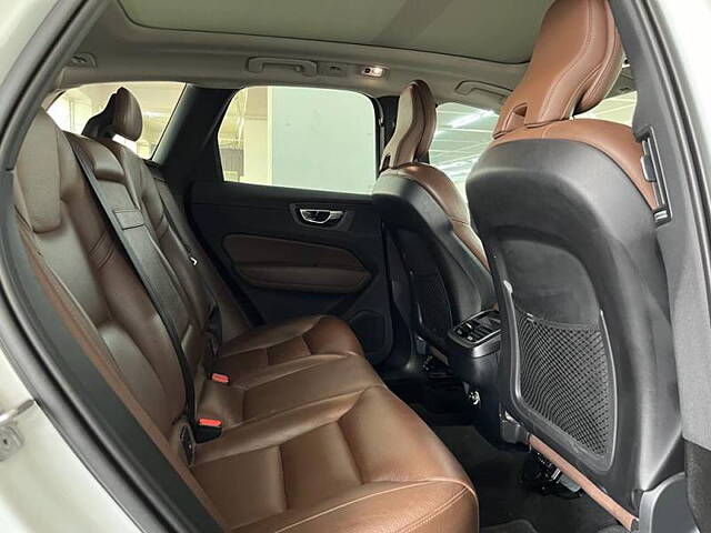 Used Volvo XC60 [2017-2021] Momentum [2019-2020] in Hyderabad