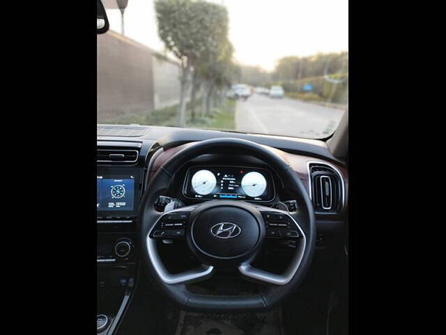 Used Hyundai Alcazar [2021-2023] Signature (O) 6 STR 2.0 Petrol AT in Delhi