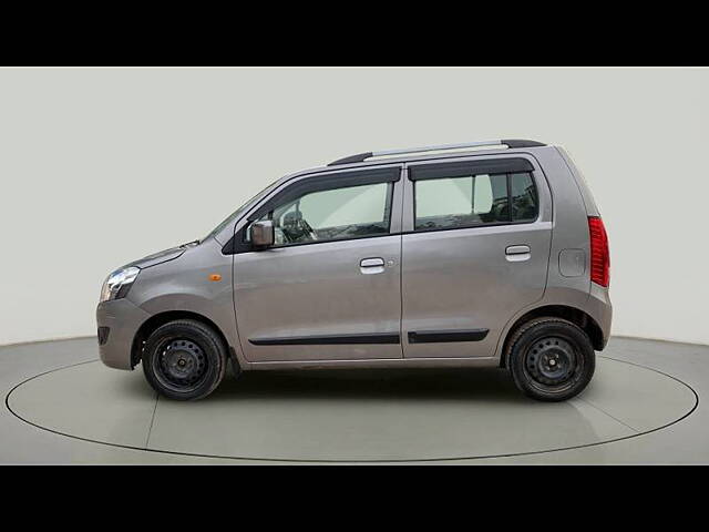 Used Maruti Suzuki Wagon R 1.0 [2014-2019] VXI in Ahmedabad