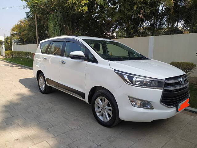 Used Toyota Innova Crysta [2016-2020] 2.4 V Diesel in Chandigarh