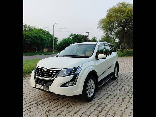 Used Mahindra XUV500 W7 [2018-2020] in Zirakpur