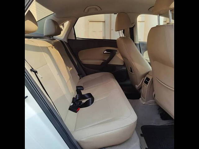 Used Volkswagen Vento [2015-2019] Highline Plus 1.2 (P) AT 16 Alloy in Mumbai