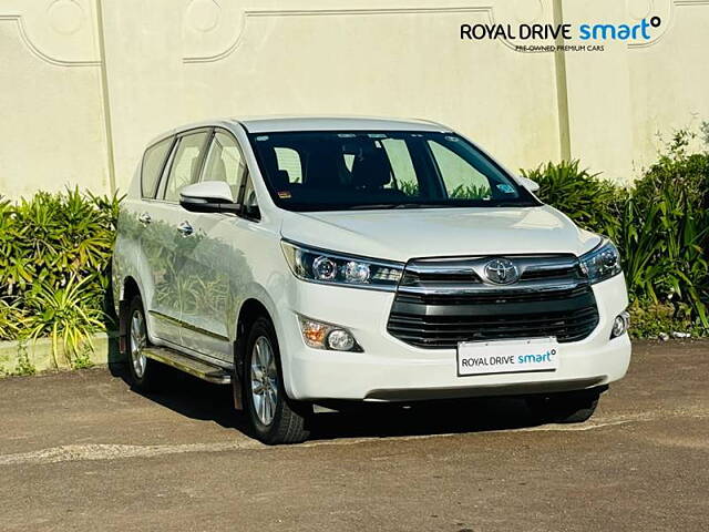 Used Toyota Innova Crysta [2016-2020] 2.4 V Diesel in Kochi