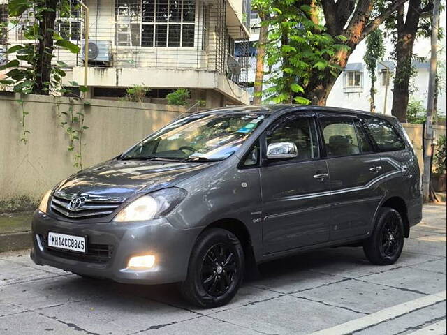 Used Toyota Innova [2009-2012] 2.5 VX 8 STR BS-IV in Mumbai