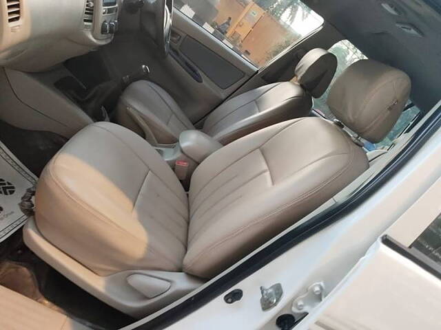 Used Toyota Innova [2009-2012] 2.5 GX 8 STR BS-IV in Mumbai