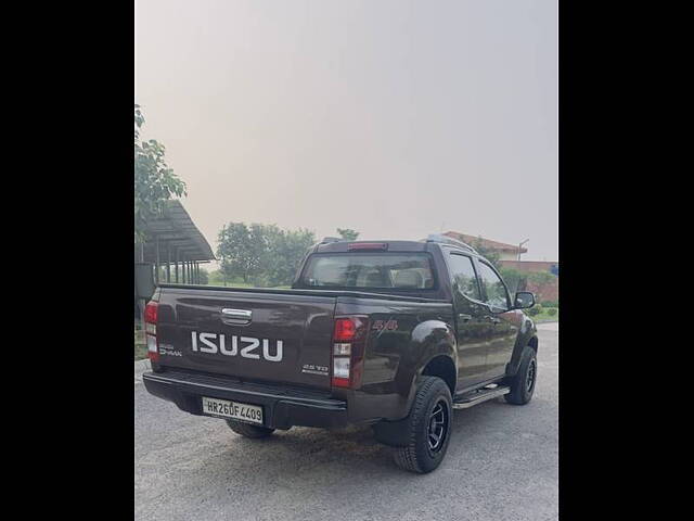 Used Isuzu D-Max V-Cross [2016-2018] 4x4 in Delhi