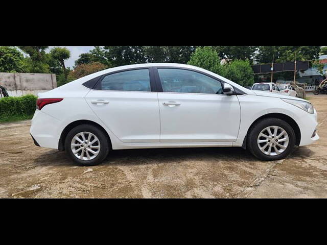 Used Hyundai Verna [2017-2020] EX 1.6 VTVT AT [2017-2018] in Ahmedabad