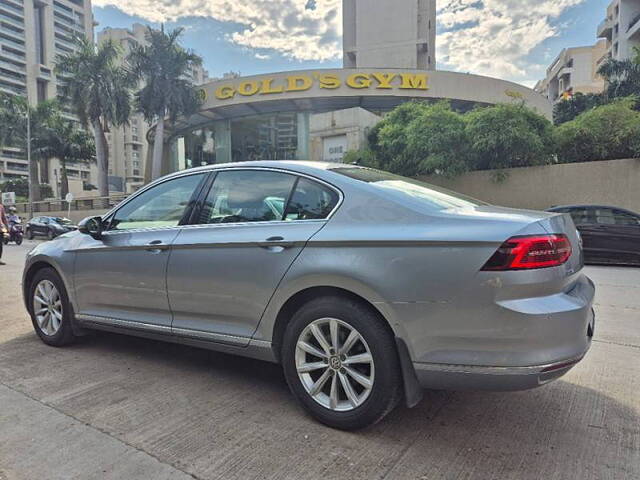 Used Volkswagen Passat Highline in Pune