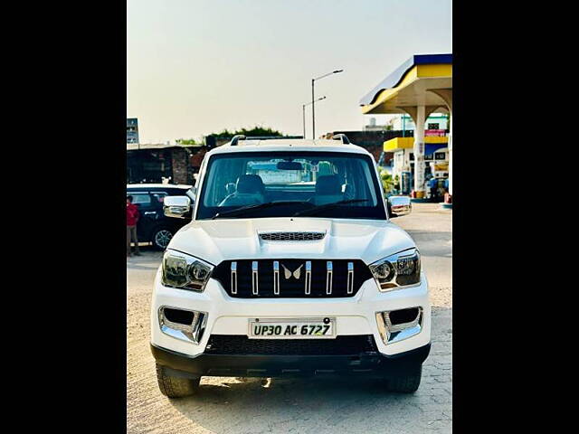 Used 2016 Mahindra Scorpio in Lucknow