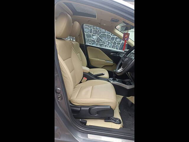 Used Honda City 4th Generation ZX Petrol [2019-2019] in Mumbai