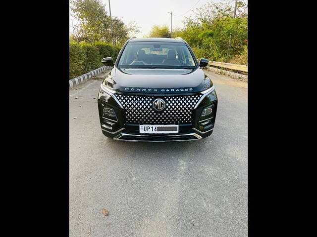 Used 2024 MG Hector Plus in Delhi