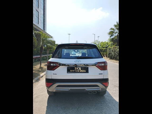 Used Hyundai Alcazar [2023-2024] Signature (O) 6 STR 1.5 Petrol DCT in Delhi