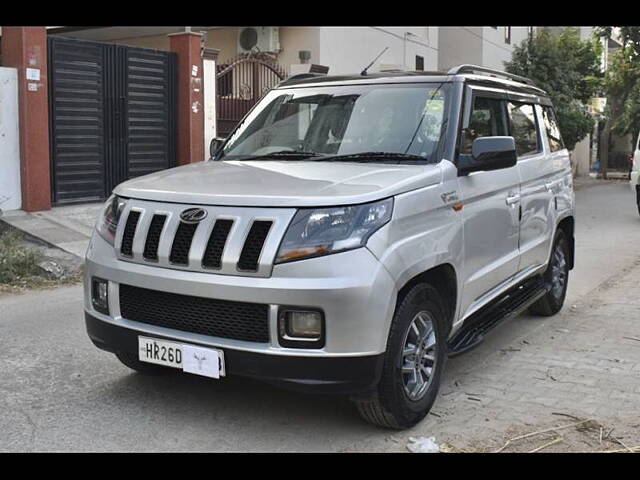 Used Mahindra TUV300 [2015-2019] T10 AMT in Gurgaon