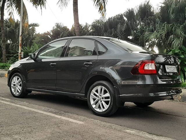 Used Skoda Rapid Style 1.6 MPI in Mumbai