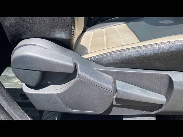Used Nissan Magnite XV Dual Tone [2020] in Bangalore