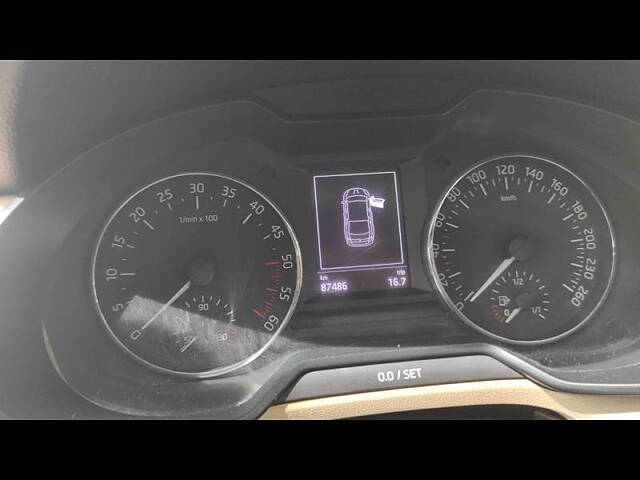 Used Skoda Octavia [2017-2021] 2.0 TDI CR Style Plus AT [2017] in Nashik