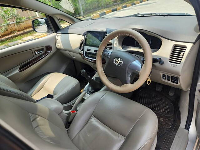 Used Toyota Innova [2013-2014] 2.5 EV PS 7 STR BS-IV in Hyderabad