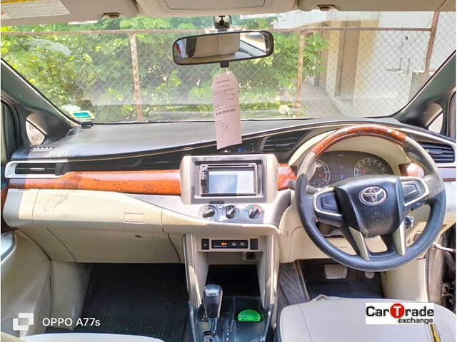 Used Toyota Innova Crysta [2016-2020] 2.4 G 8 STR [2016-2017] in Mumbai