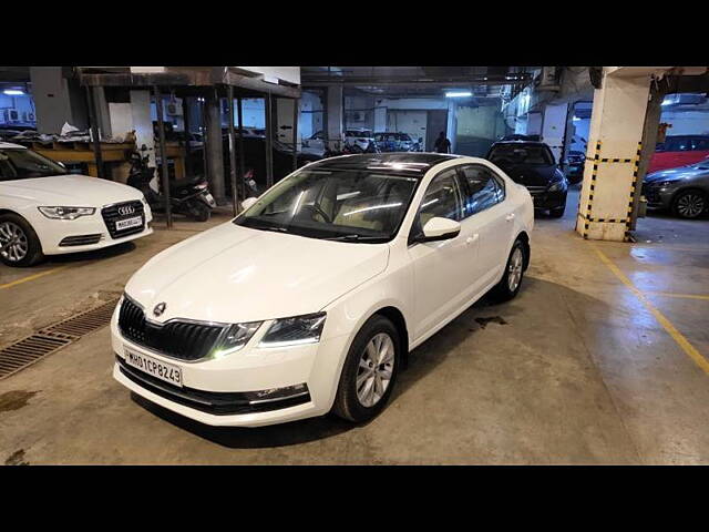 Used Skoda Octavia [2017-2021] 1.8 TSI Style Plus AT [2017] in Mumbai