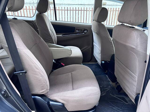 Used Toyota Innova [2013-2014] 2.5 VX 7 STR BS-III in Navi Mumbai