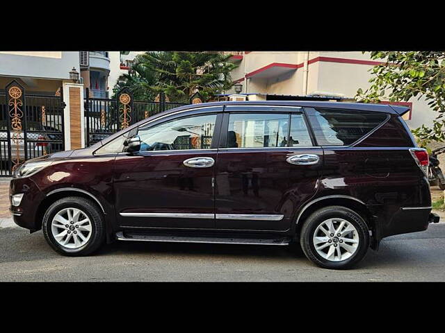 Used Toyota Innova Crysta [2016-2020] 2.4 VX 8 STR [2016-2020] in Kolkata