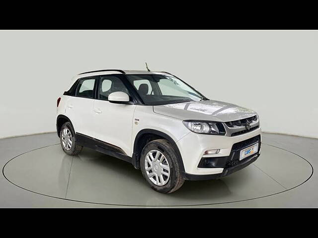 Used 2016 Maruti Suzuki Vitara Brezza in Ahmedabad