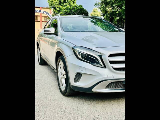 Used Mercedes-Benz GLA [2017-2020] 200 Sport in Delhi