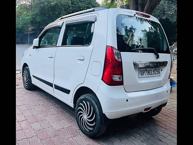 Used Maruti Suzuki Wagon R 1.0 [2014-2019] VXI AMT in Kanpur