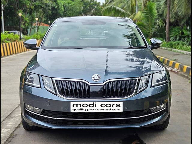 Used 2017 Skoda Octavia in Mumbai