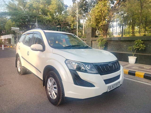 Used 2016 Mahindra XUV500 in Delhi