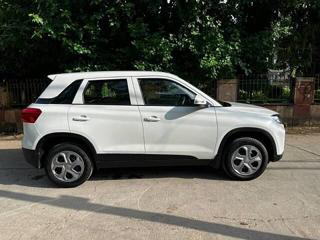 Used Maruti Suzuki Brezza LXi in Delhi