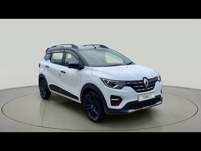 Used 2022 Renault Triber in Pune