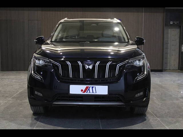 Used Mahindra XUV700 AX 7 Diesel  AT Luxury Pack 7 STR [2021] in Ahmedabad