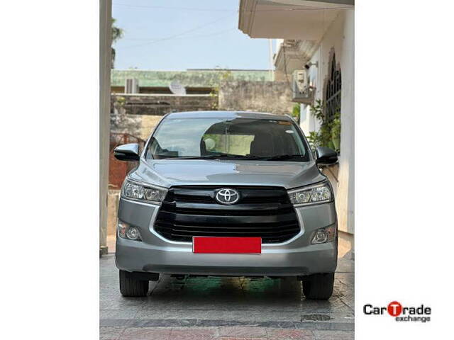 Used Toyota Innova Crysta [2016-2020] 2.4 G 7 STR [2016-2017] in Lucknow