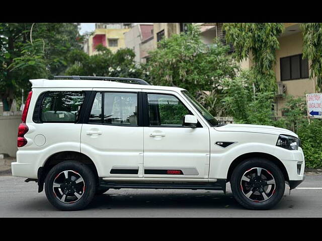 Used Mahindra Scorpio S11 MT 7S in Ahmedabad