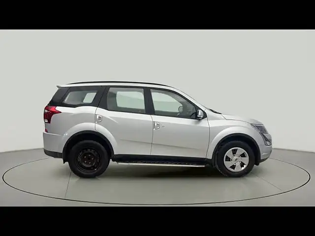 Used Mahindra XUV500 W7 AT [2018-2020] in Delhi
