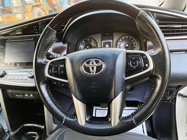 Used Toyota Innova Crysta [2016-2020] 2.4 V Diesel in Mumbai