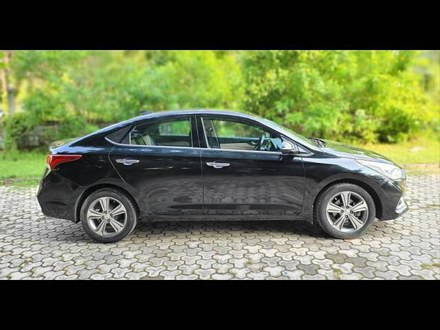 Used Hyundai Verna [2017-2020] SX (O) Anniversary Edition 1.6 CRDi in Ahmedabad