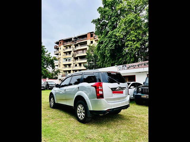 Used Mahindra XUV500 W9 [2018-2020] in Lucknow