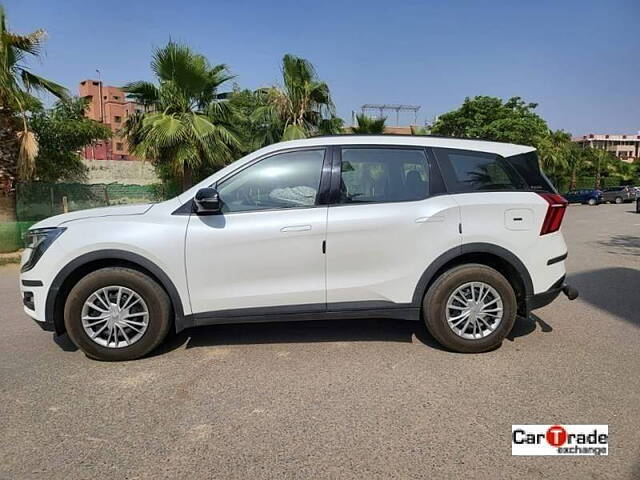 Used Mahindra XUV700 AX 3 Petrol AT 5 STR [2021] in Delhi